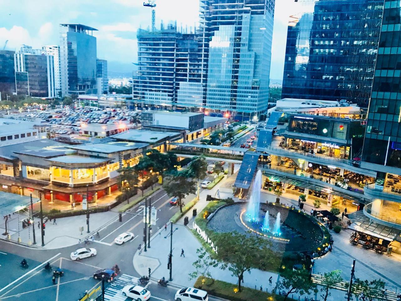 One Uptown Residence Bgc Pateros Екстер'єр фото