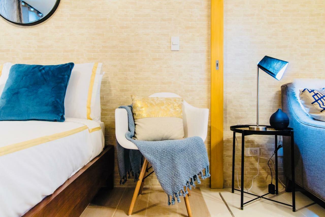 One Uptown Residence Bgc Pateros Екстер'єр фото