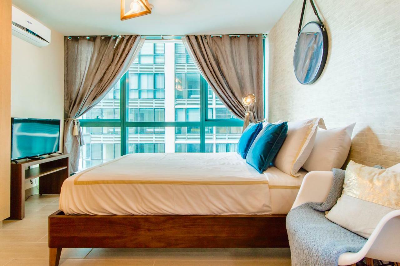 One Uptown Residence Bgc Pateros Екстер'єр фото