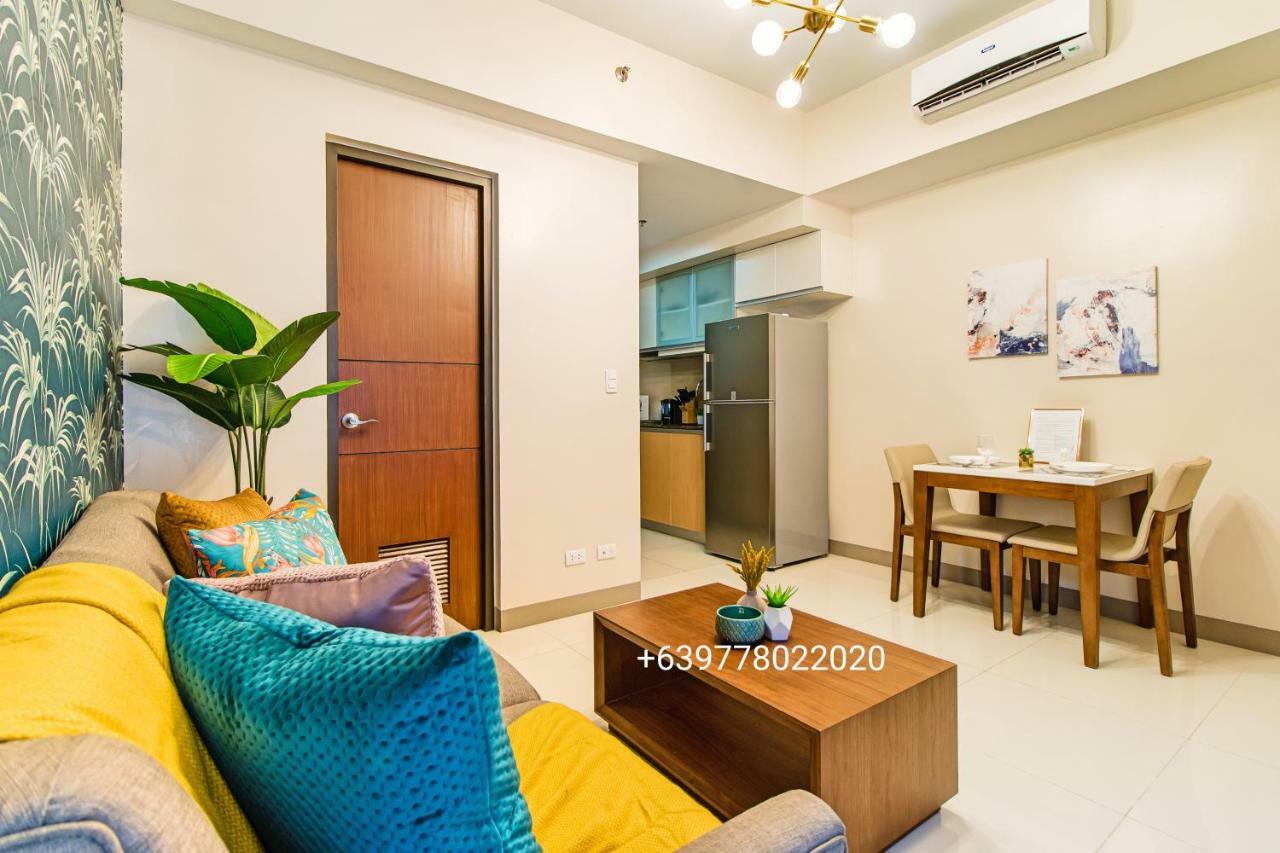 One Uptown Residence Bgc Pateros Екстер'єр фото